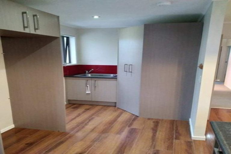 Photo of property in 89 Brunner Road, Glen Eden, Auckland, 0602