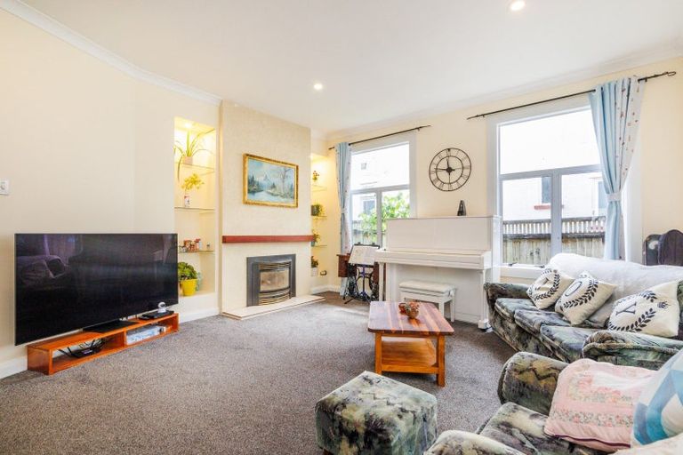 Photo of property in 442 College Street, Hokowhitu, Palmerston North, 4410