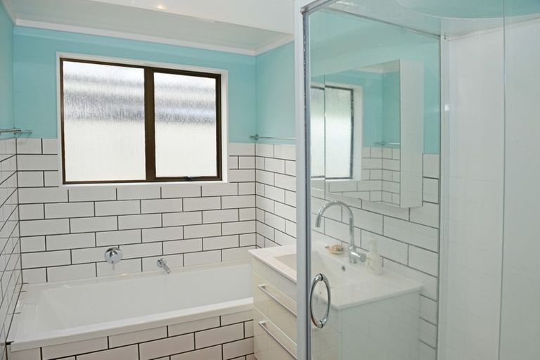 Photo of property in 18 Seymour Place, Bellevue, Tauranga, 3110