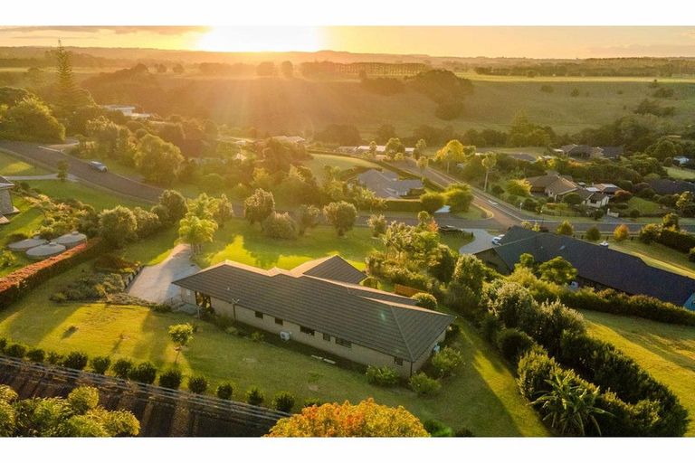 Photo of property in 6 Riverbank Drive, Kerikeri, 0230