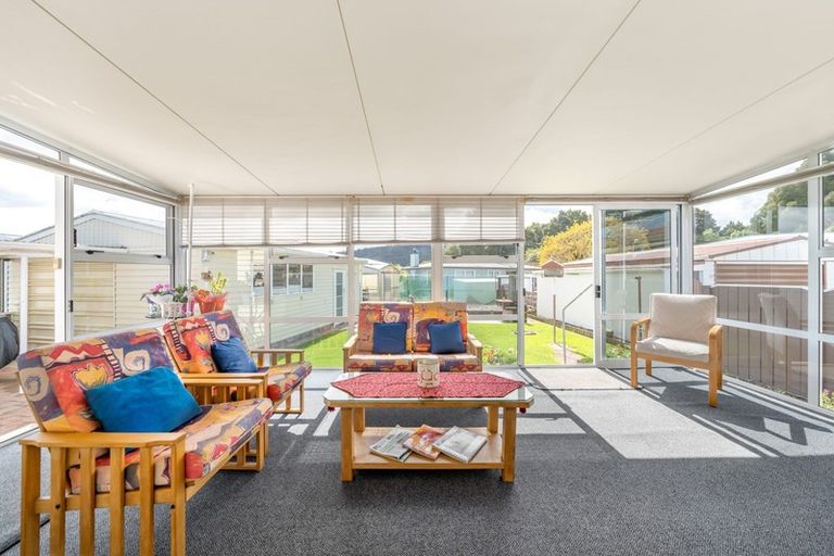 Photo of property in 13 Benge Crescent, Clouston Park, Upper Hutt, 5018