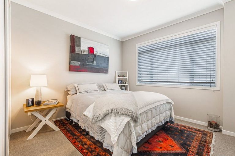 Photo of property in 118 Eaves Bush Parade, Orewa, 0931