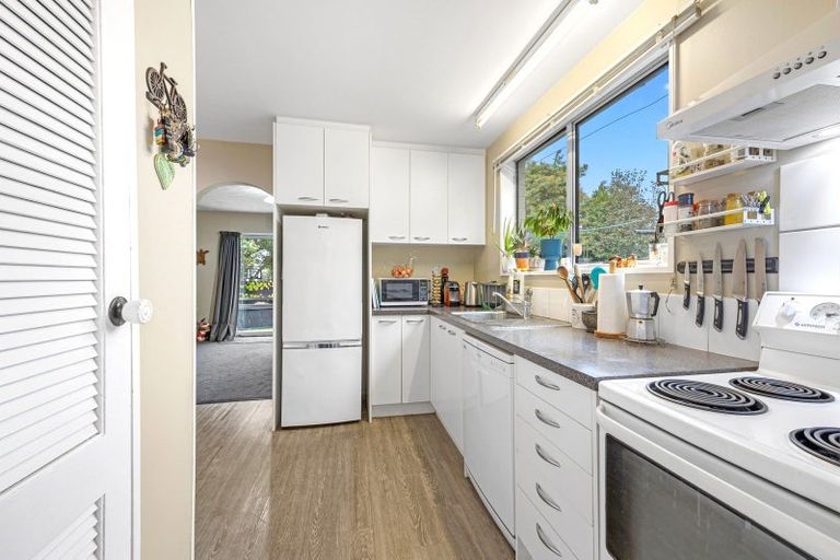 Photo of property in 1/44 Kathleen Crescent, Hornby, Christchurch, 8042