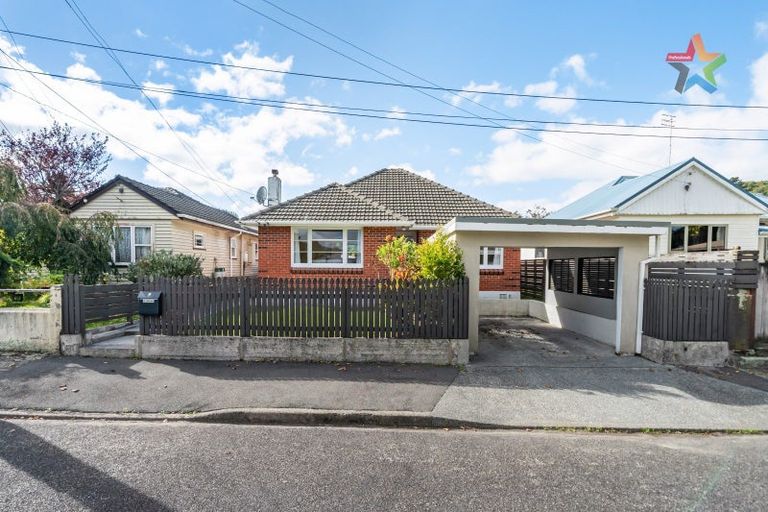 Photo of property in 9 The Square, Manor Park, Lower Hutt, 5019
