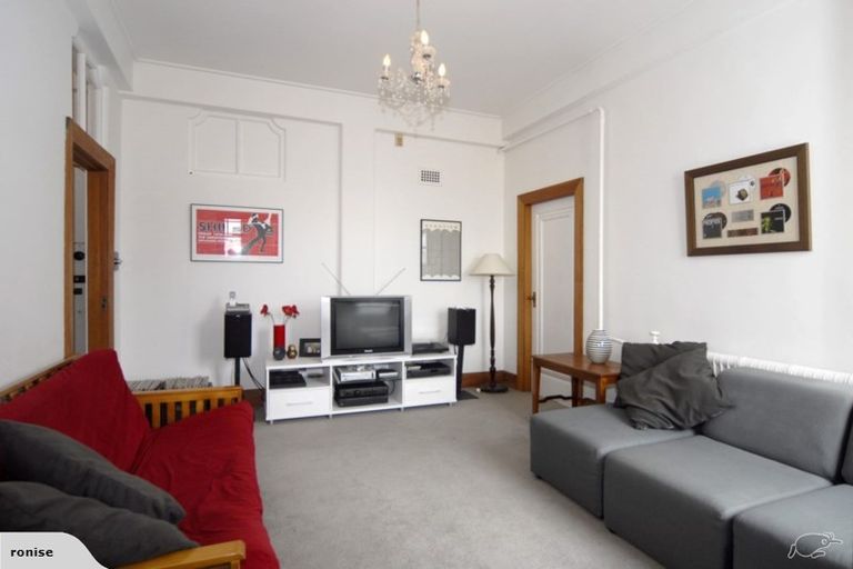 Photo of property in Blythswood Flats, 15/3 Aro Street, Aro Valley, Wellington, 6021