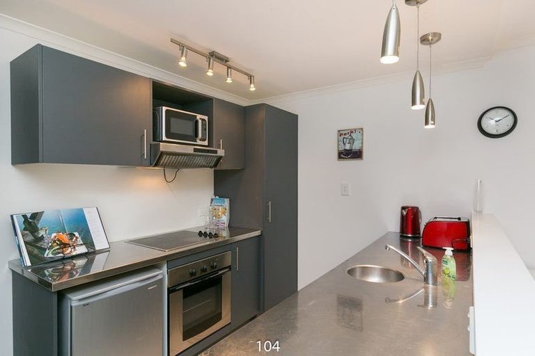 Photo of property in Monvie Apartments, 104/15 Holland Street, Te Aro, Wellington, 6011