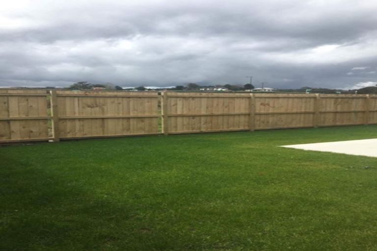 Photo of property in 35 Okawa Avenue, Papakura, 2110