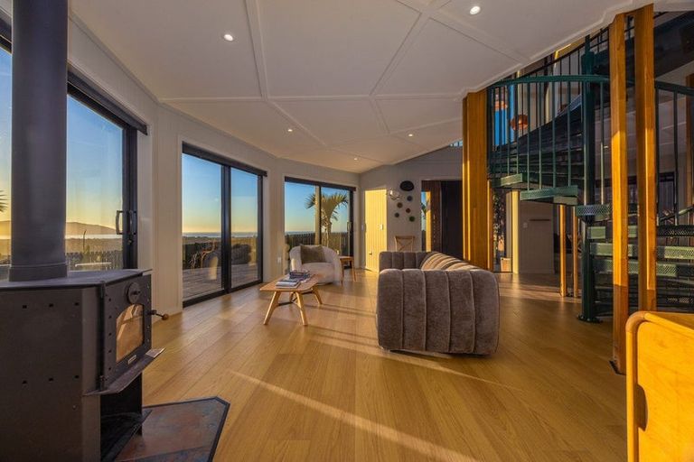 Photo of property in 14 Wilson Way, Waikanae, 5036