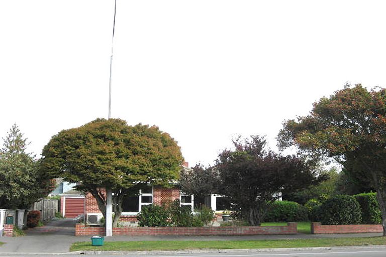 Photo of property in 79a Memorial Avenue, Ilam, Christchurch, 8053