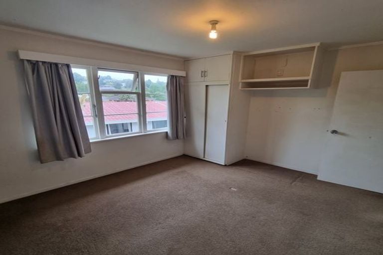 Photo of property in 30 Tomo Street, New Lynn, Auckland, 0600