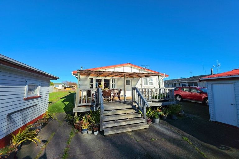Photo of property in 65 Phillips Street, Sanson, 4817