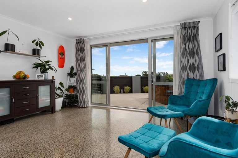 Photo of property in 15 Bryan Gallagher Place, Welcome Bay, Tauranga, 3175