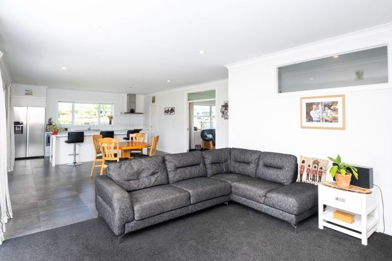 Photo of property in 21 Meissner Road, Havelock North, 4130
