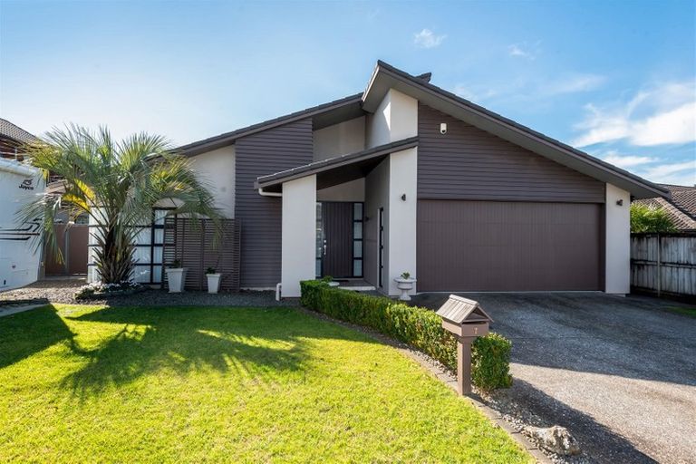 Photo of property in 7 Lilybank Crescent, East Tamaki, Auckland, 2013