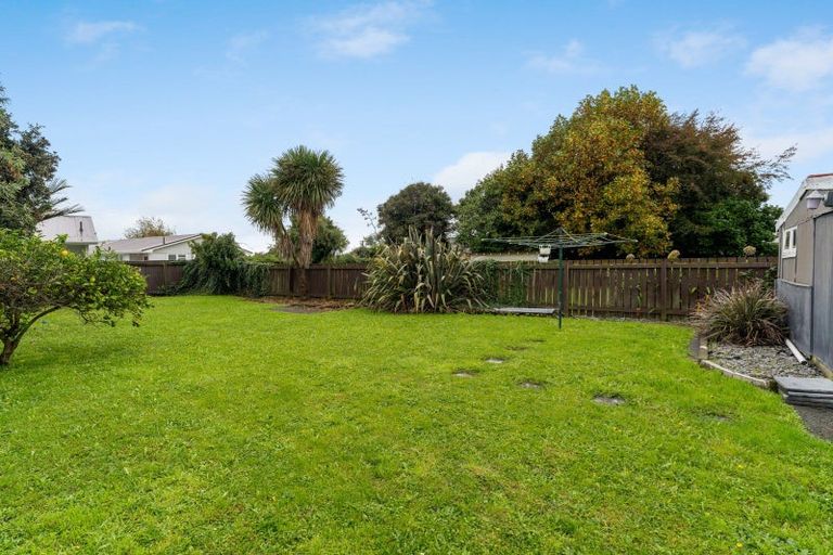 Photo of property in 43 Aotaki Street, Otaki, 5512