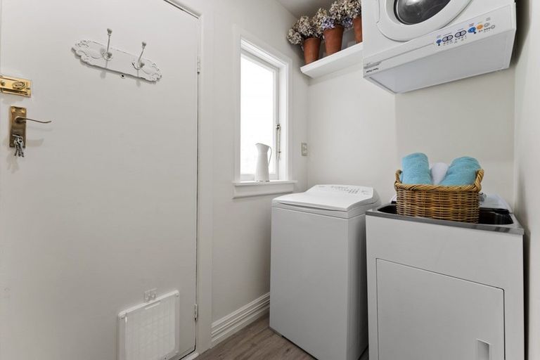 Photo of property in 1/12 Aylmer Street, Somerfield, Christchurch, 8024