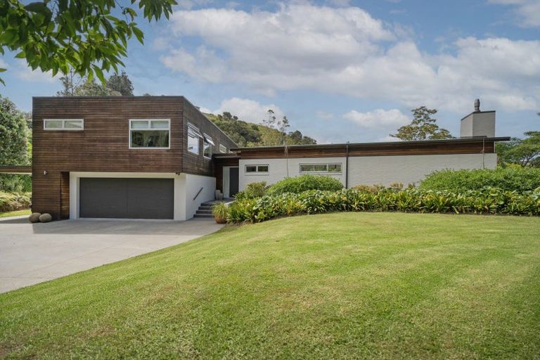 Photo of property in 14 Herbert Drive, Whangamata, 3620