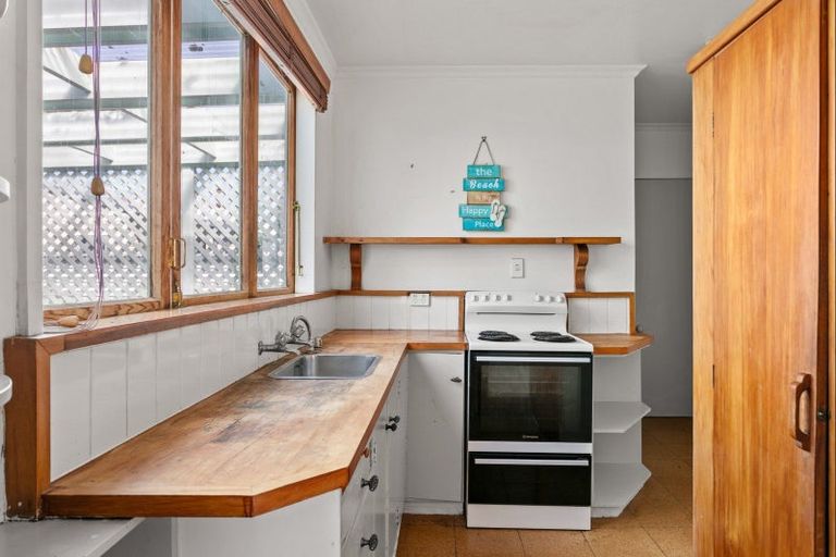 Photo of property in 53 Sheehan Street, Whataupoko, Gisborne, 4010