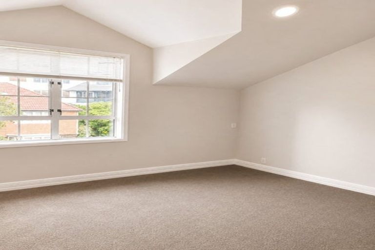 Photo of property in 64 Pipitea Street, Thorndon, Wellington, 6011