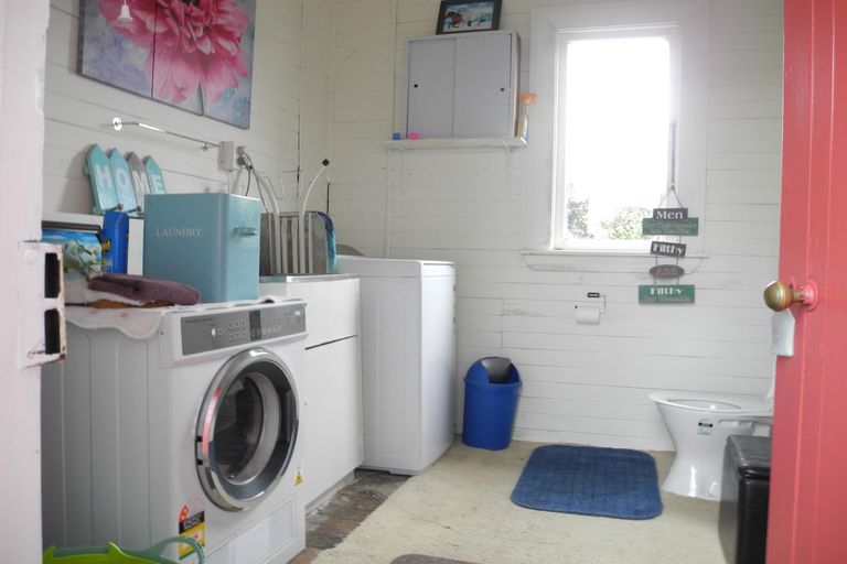 Photo of property in 51 Rhodes Street, Waimate, 7924