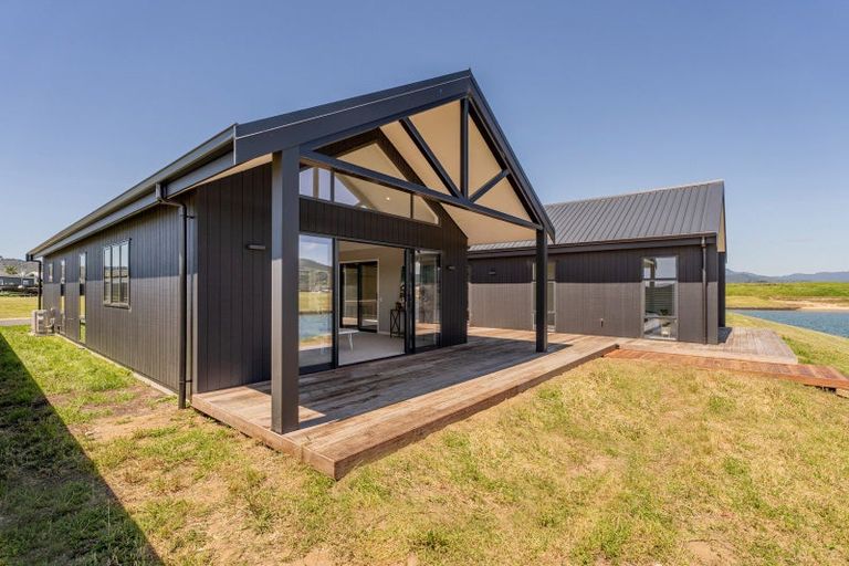 Photo of property in 17 Kahu Crescent, Whitianga, 3510