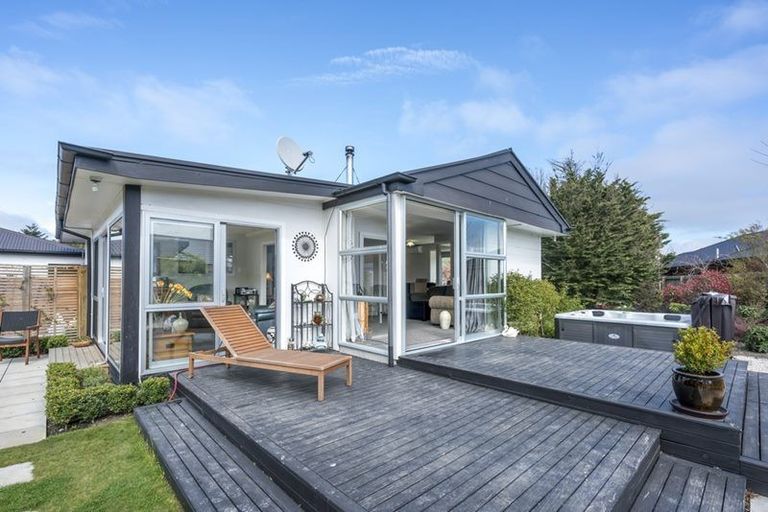 Photo of property in 22 Torlesse Crescent, Darfield, 7510