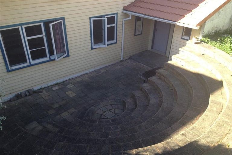 Photo of property in 80 Wright Street, Mount Cook, Wellington, 6021