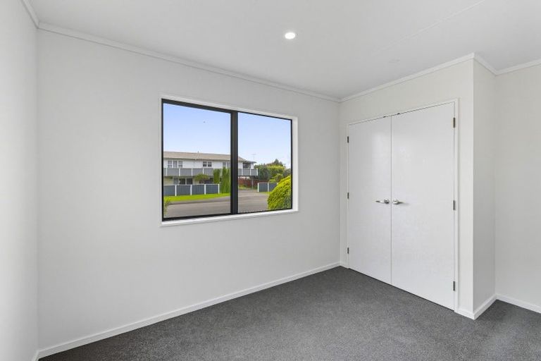 Photo of property in 42 Quinn Road, Levin, 5510