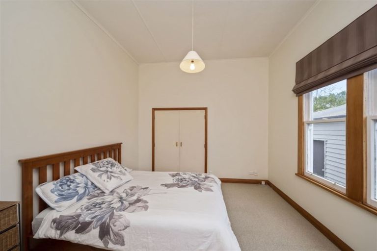 Photo of property in 10 Regent Street, Hawera, 4610