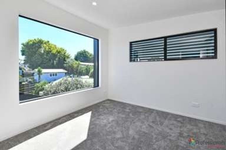 Photo of property in 72c Omana Road, Papatoetoe, Auckland, 2025