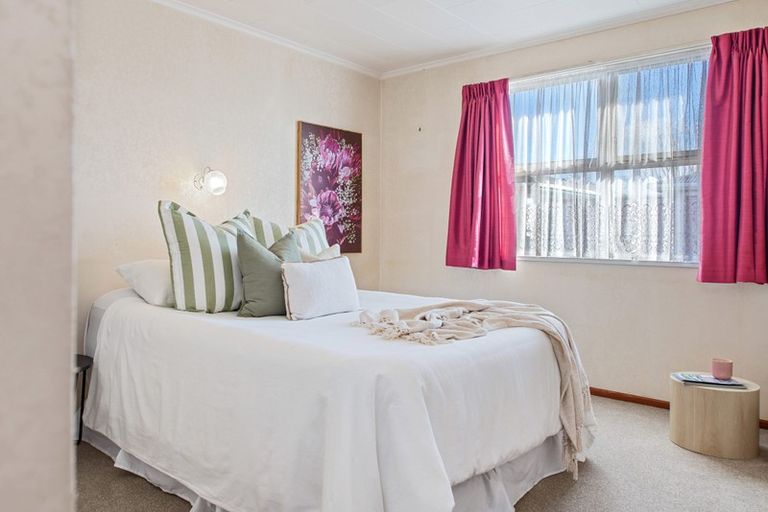 Photo of property in 6a Seddon Street, Glenholme, Rotorua, 3010