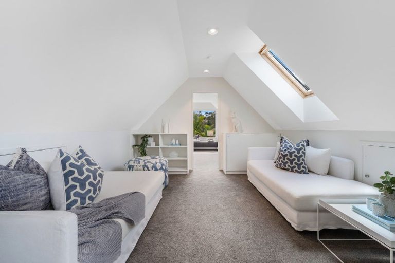 Photo of property in 122 Brownhill Road, Whitford, Manurewa, 2576