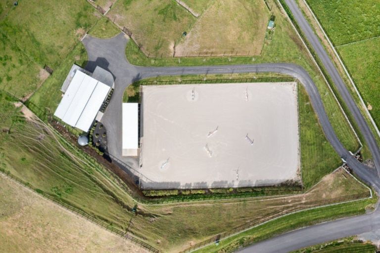 Photo of property in 16 Betty May Drive, Pyes Pa, Tauranga, 3173