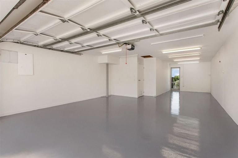 Photo of property in 1 Stronsay Lane, Hillsborough, Christchurch, 8022