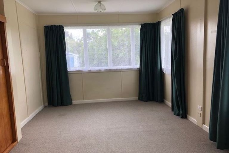 Photo of property in 70 Mckenzie Street, Geraldine, 7930