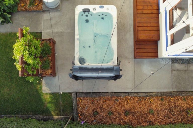 Photo of property in 2/918 Nelson Street North, Mahora, Hastings, 4120