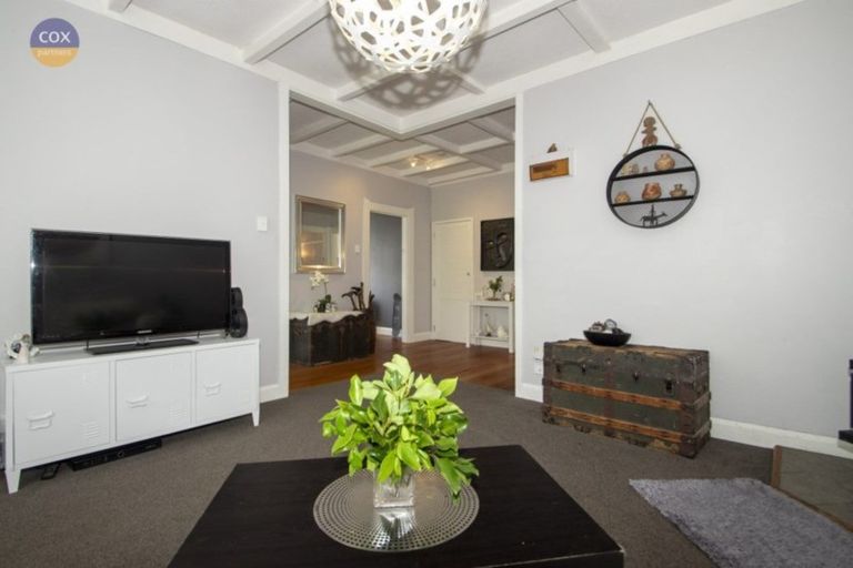 Photo of property in 15 Taradale Road, Marewa, Napier, 4110