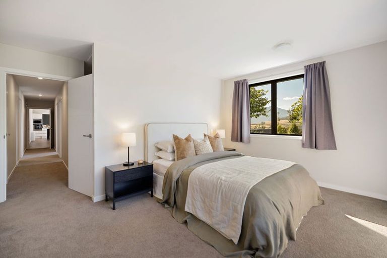 Photo of property in 10 Ellesmere Avenue, Jacks Point, Queenstown, 9371