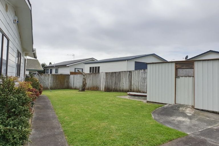 Photo of property in 115 Sykes Road, Weymouth, Auckland, 2103