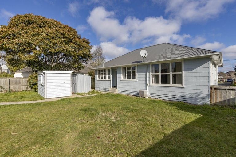 Photo of property in 62 Hollyford Avenue, Bryndwr, Christchurch, 8053