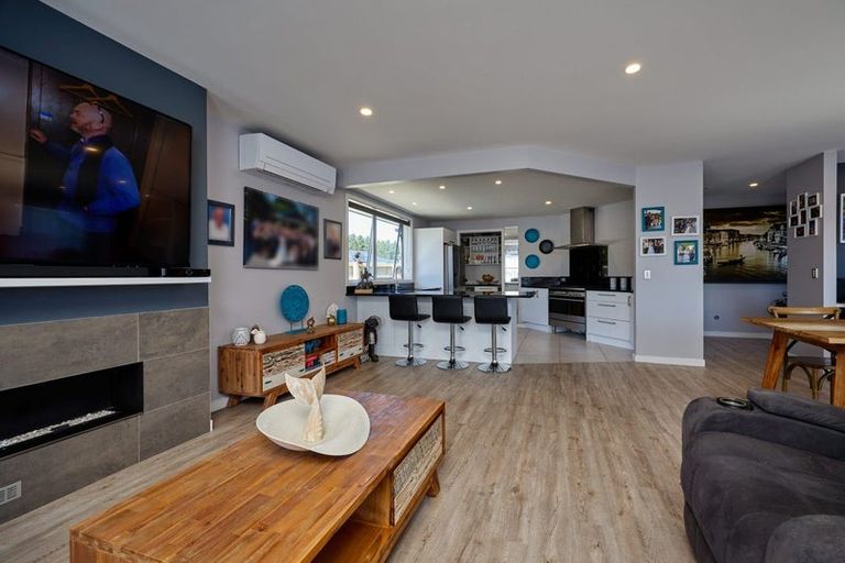 Photo of property in 7 Mcrae Gardens, Kaikoura Flat, Kaikoura, 7371