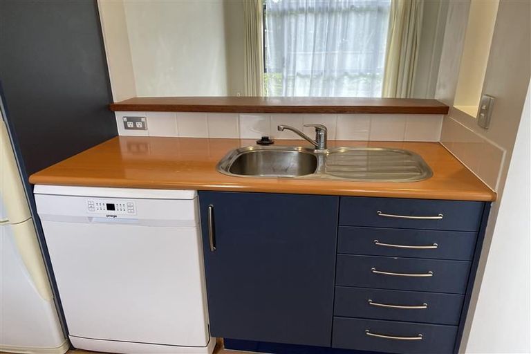 Photo of property in 109/2 Armoy Drive, East Tamaki, Auckland, 2016