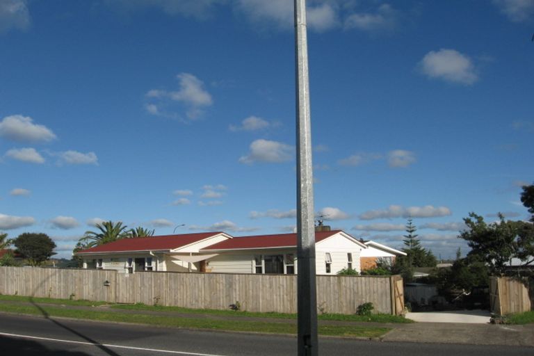 Photo of property in 151 Reeves Road, Pakuranga Heights, Auckland, 2010