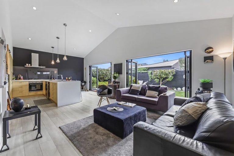 Photo of property in 83 Saint James Avenue, Papanui, Christchurch, 8053