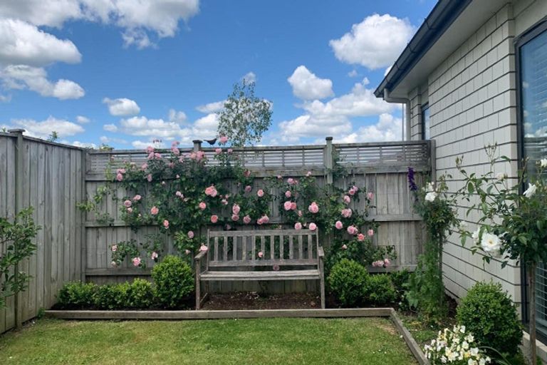 Photo of property in 9 Kabardin Street, Karaka, Papakura, 2113