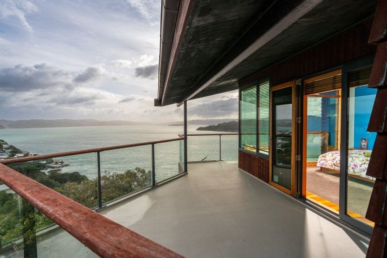 Photo of property in 142 Grafton Road, Roseneath, Wellington, 6011