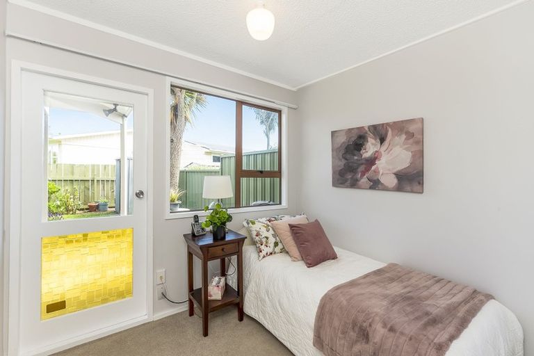 Photo of property in 34a Andrew Street, Waikanae, 5036