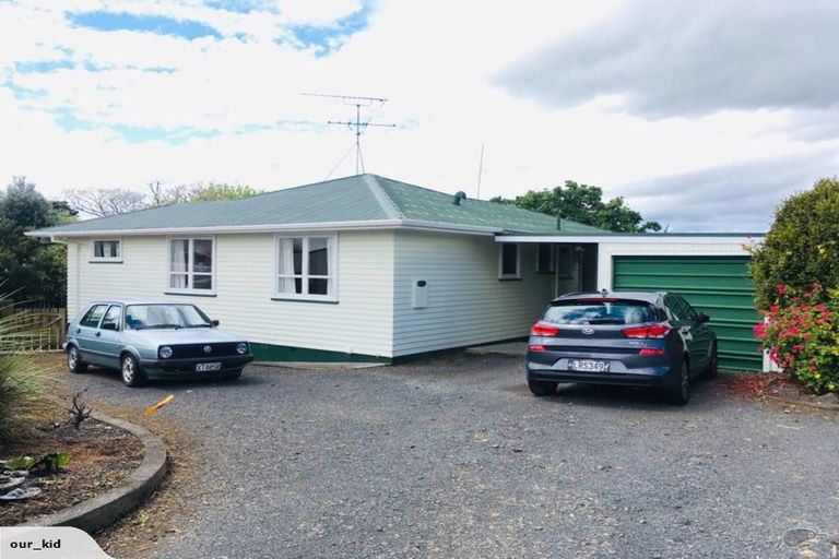 Photo of property in 174 Queen Street, Pukekohe, 2120