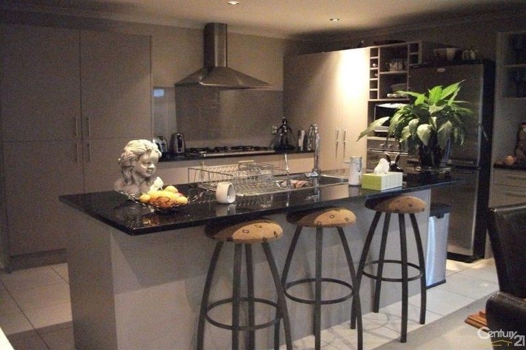 Photo of property in 400 Chapel Road, Flat Bush, Auckland, 2016