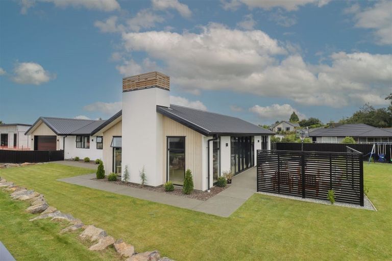 Photo of property in 43 Meadowstone Street, Gleniti, Timaru, 7910